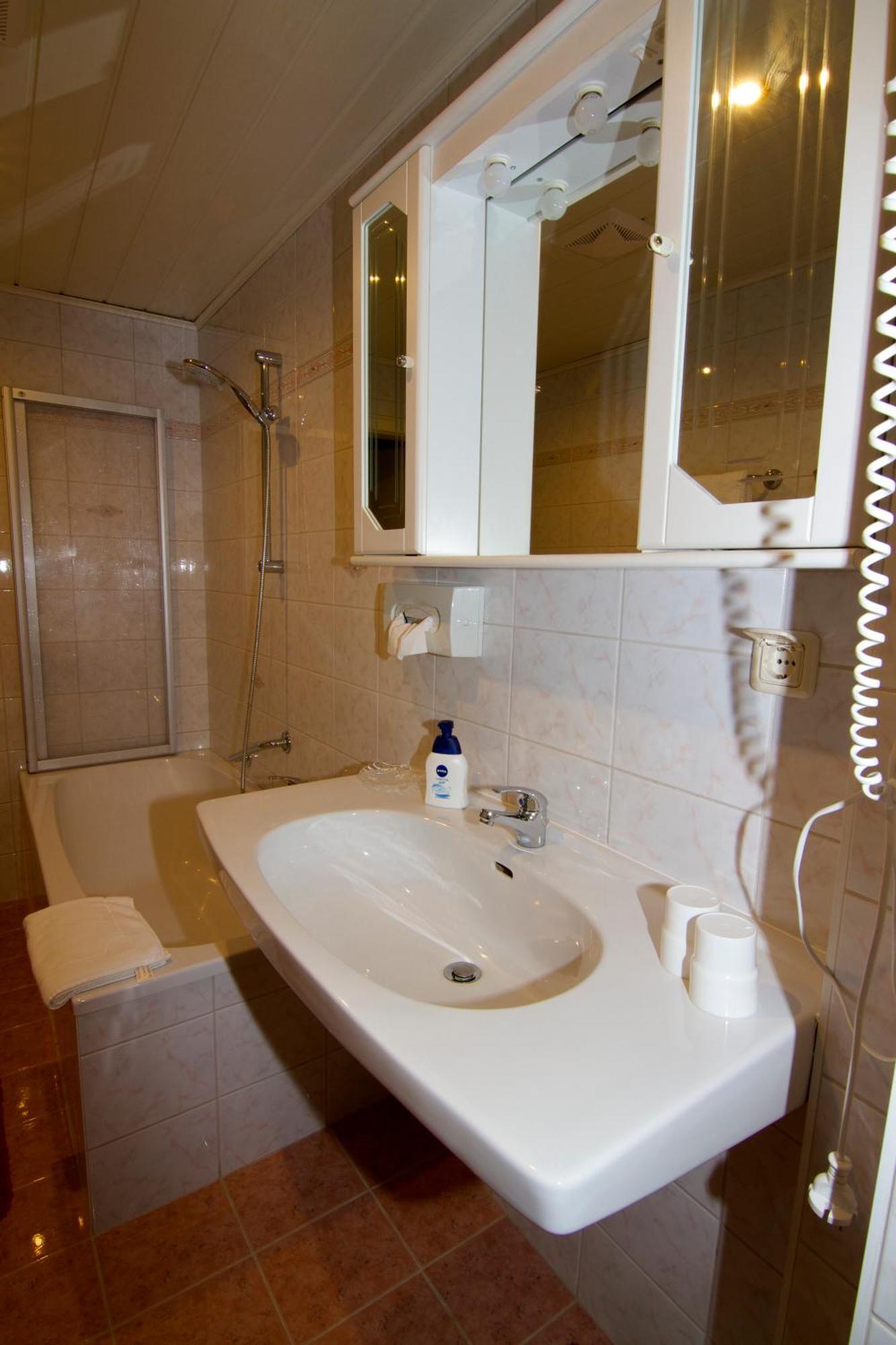 Hotel Rupertihaus Heiligenblut Ngoại thất bức ảnh